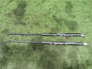 Амортизатор двери багажника TOYOTA PRIUS 2014 контрактная Амортизатор двери багажника TOYOTA PRIUS 2014