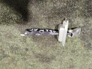 Ограничитель двери передний левый Mitsubishi Outlander 2014