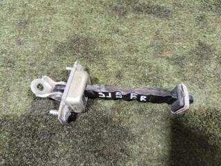 Ограничитель двери передний правый SUBARU FORESTER 2015