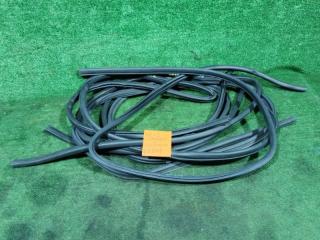 Уплотнитель проема двери комплект NISSAN NOTE 2017