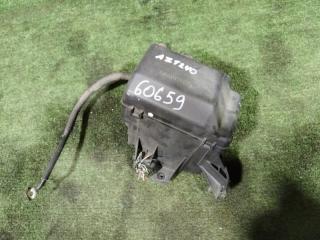 Запчасть блок предохранителей TOYOTA PREMIO 2003