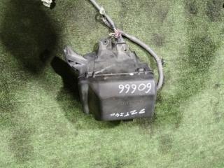 Запчасть блок предохранителей TOYOTA PREMIO 2001