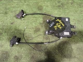 Запчасть доводчик двери задний левый Honda Freed 2017