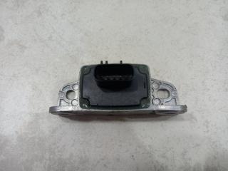 Запчасть датчик курсовой устойчивости Toyota Aristo 1999