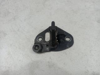 Запчасть ответная часть замка багажника Toyota Aristo 1999