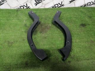 Накладка на петли багажника LS460 2010.08 USF45 1URFSE