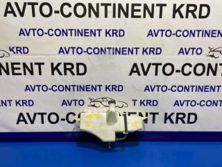 Запчасть бачок расширительный Nissan Fuga