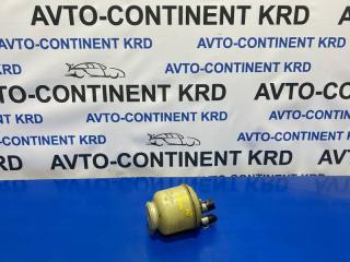 Запчасть бачок гидроусилителя Nissan Fuga