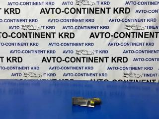 Запчасть клапан vvt-i правый Nissan Fuga