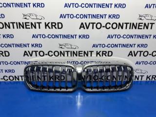 Запчасть решетка радиатора BMW 5-Series