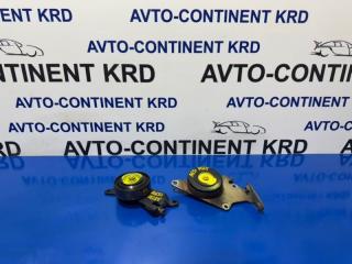 Запчасть ролик натяжной Nissan Elgrand