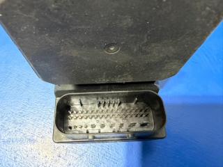 Блок abs Avensis AZT250 1AZ