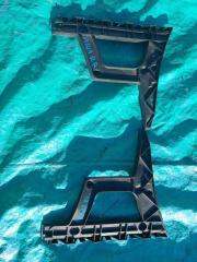 Запчасть крепление бампера заднее левое AUDI A4/Avant 2012