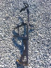 Запчасть жесткость приборной панели AUDI A4 2012