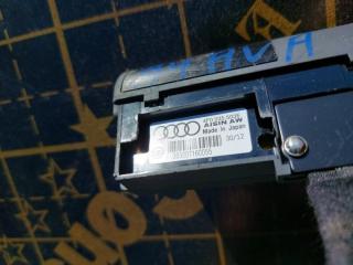 Антенна AUDI A4/Avant 2012