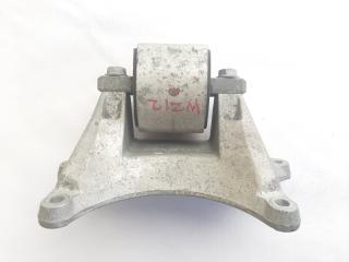 Фото запчасти подушка кпп MERCEDES-BENZ E-CLASS 2009 контрактная запчасть Запчасть подушка кпп MERCEDES-BENZ E-CLASS 2009