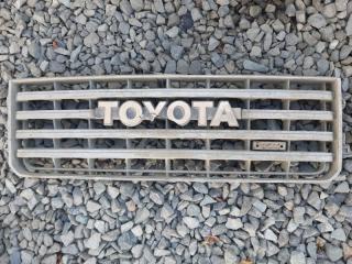 Решетка радиатора передняя TOYOTA Land Cruiser