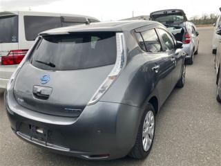 Уголок двери передний правый LEAF 2016 AZE0 EM57 Уголок двери передний правый LEAF 2016 AZE0 EM57