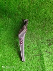 Запчасть уголок жабо левый HONDA FIT 2009