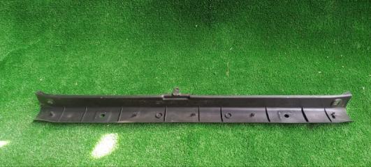Накладка замка багажника Jimny 2005 JB23W K6A Накладка замка багажника Jimny 2005 JB23W K6A