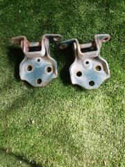 Петли двери передние правые Mitsubishi Pajero Mini H56A 4A30