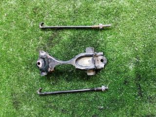 Крепление аккумулятора NISSAN X-TRAIL 2013