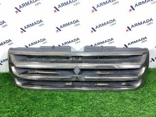 Решетка радиатора Mitsubishi Pajero IO 2004