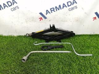 Фото запчасти домкрат/поддомкратник Toyota Porte 2010 контрактная запчасть Запчасть домкрат/поддомкратник Toyota Porte 2010