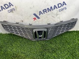 Решетка радиатора передняя Honda Fit 2010