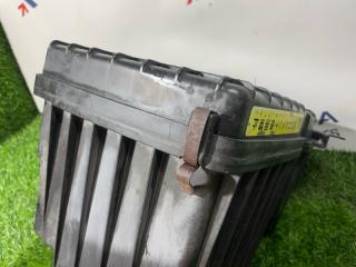 Корпус воздушного фильтра Elf 2005 LKR81 4HL1