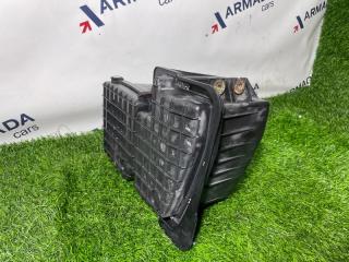 Корпус воздушного фильтра Elf 2005 LKR81 4HL1