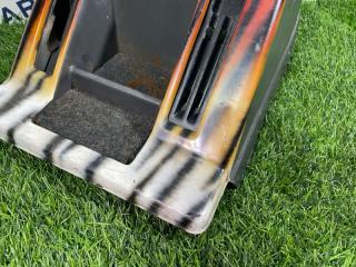 Бардачок между сиденьями Safari 1989 VRGY60 TD42