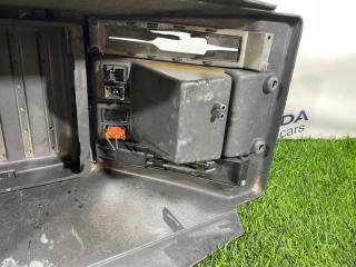 Бардачок между сиденьями Safari 1989 VRGY60 TD42