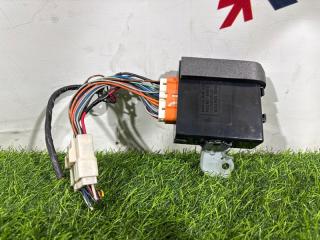 Запчасть блок управления дверьми TOYOTA CARINA ED 1994