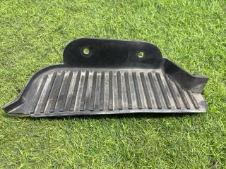 Запчасть накладка на подножку передняя правая NISSAN Vanette 2008