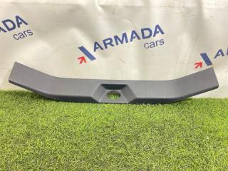 Запчасть накладка замка багажника Toyota TANK 2019
