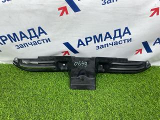 Запчасть накладка замка капота ( кожух радиатора) Mitsubishi Outlander 2007
