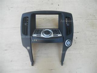 Запчасть консоль магнитофона NISSAN FAIRLADY Z 2008