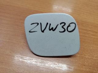 Заглушка буксировочного крюка передняя левая TOYOTA PRIUS