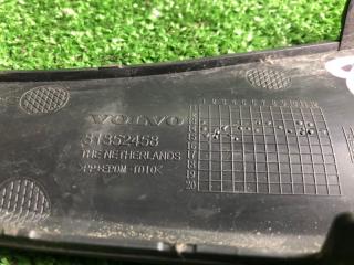 Накладка на бампер передняя левая VOLVO XC60 DZ