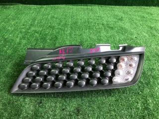 Запчасть решетка радиатора левая NISSAN MARCH