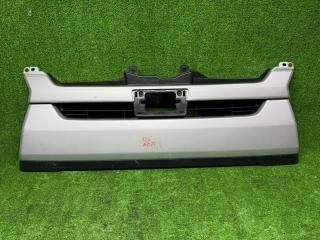 Запчасть решетка радиатора TOYOTA HIACE