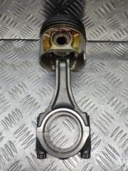 Поршень шатун Nissan Cabstar 2011