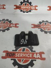 Запчасть накладка замка багажника Toyota Harrier 2007