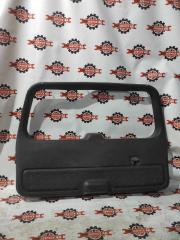 Запчасть обшивка крышки багажника Jeep Grand Cherokee 1999