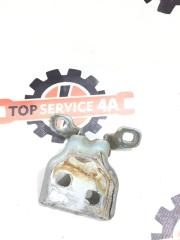 Запчасть петля двери Renault Sandero 2010