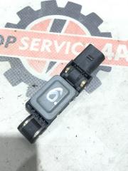 Запчасть датчик удара задний левый Porsche Cayenne 2003