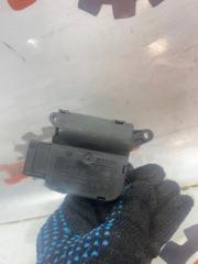 Запчасть сервопривод заслонки печки Porsche Cayenne 2003