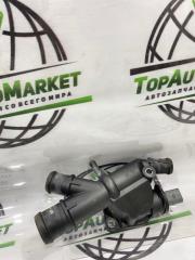 Фото запчасти фланец системы охлаждения Volkswagen Passat контрактная запчасть Запчасть фланец системы охлаждения Volkswagen Passat