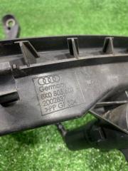 Крепление фары левое A4 2010 8K2 CAEB Крепление фары левое A4 2010 8K2 CAEB